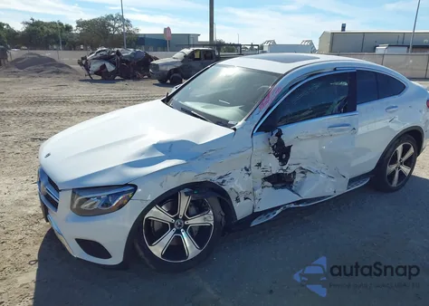 2018 Mercedes-Benz Glc 300 Coupe 4Matic z USA, uszkodzony, nr VIN WDC0J4KBXJF361506